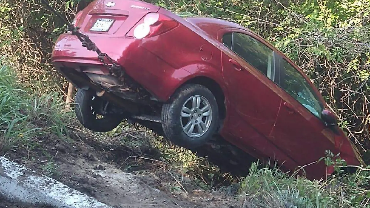 accidente automovil carretera